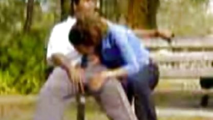 سرگرم کننده و سخاوتمندانه فرد به سوپر کون زیبا عنوان یک مکان.