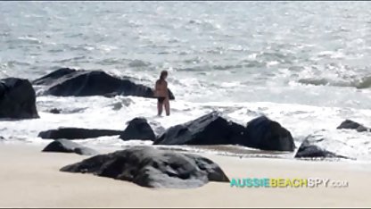 Busty سبزه می شود فیلم سکسی دختران زیبا یک صورت