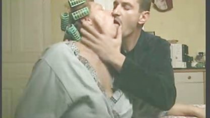 بی خانمان, جوان ناز سکس داغ زیبا